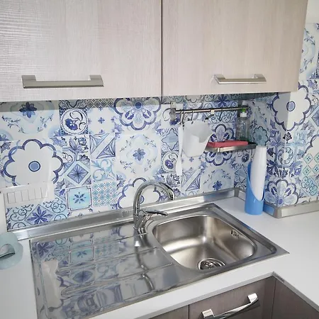Apartment Holiday House Gilda *